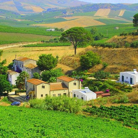 Agriturismo Tarantola Alcamo Exterior foto