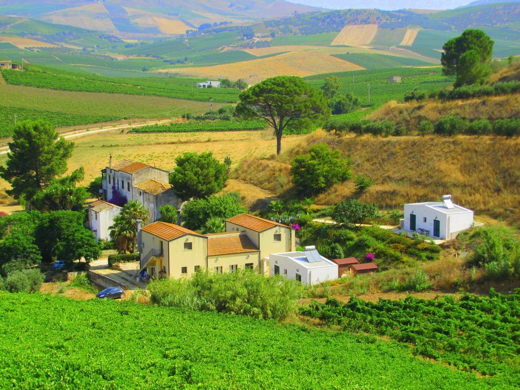 Agriturismo Tarantola Alcamo Exterior foto